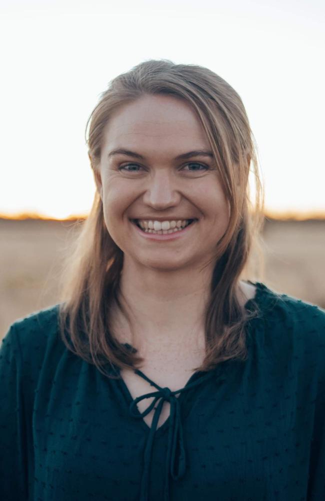 Michelle Ebsworth and Teri Sommerfield run for council in Murweh Shire ...