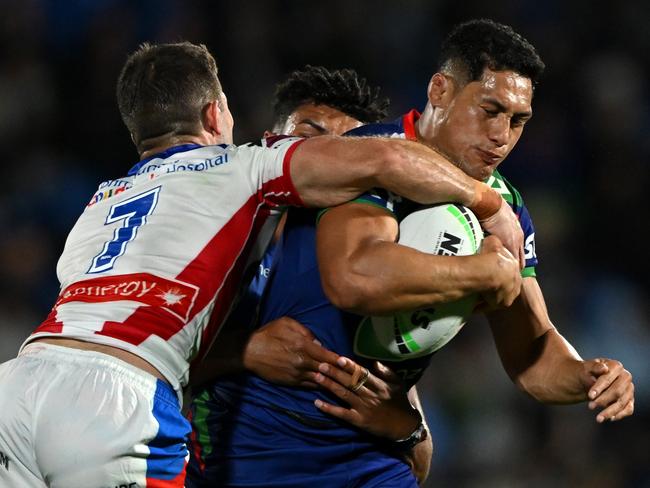 AUCKLAND, NEW ZEALAND - MARCH 31: Roger Tuivasa-Sheck of the Warriors charges forward during the round four NRL match between New Zealand Warriors and Newcastle Knights at Go Media Stadium Mt Smart, on March 31, 2024, in Auckland, New Zealand. (Photo by Hannah Peters/Getty Images)