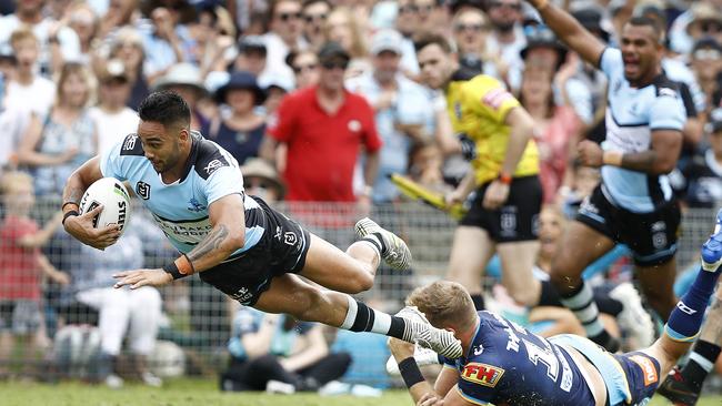 SYDNEY, AUSTRALIA - MARCH 23: Briton Nikora of the Sharks scores a try during the round two NRL match between the Cronulla Sharks and the Gold Coast Titans at Shark Park on March 23, 2019 in Sydney, Australia. (Photo by Ryan Pierse/Getty Images)