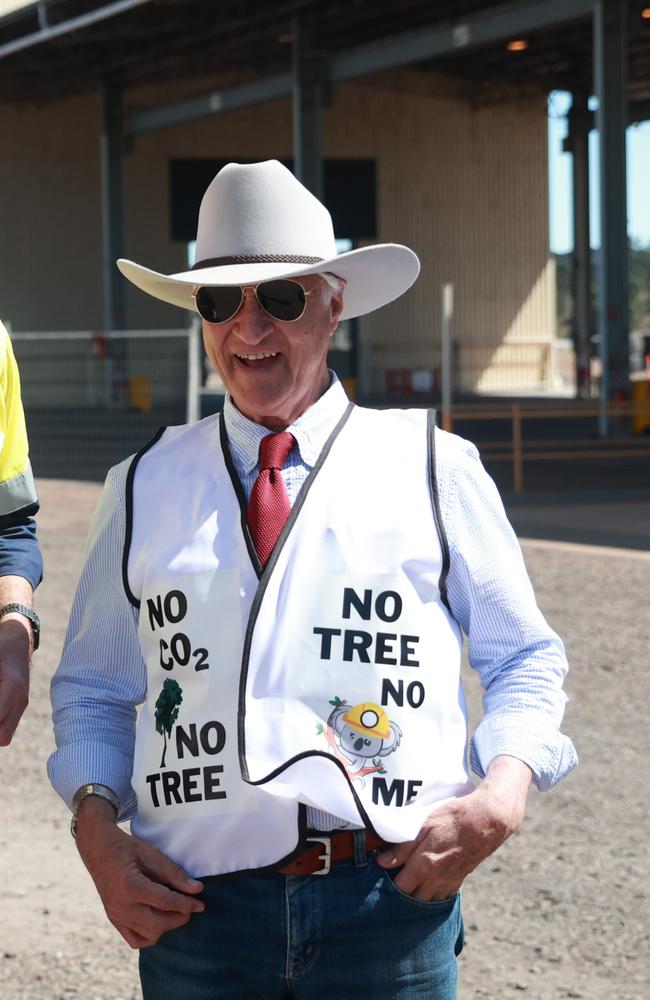 Federal MP Bob Katter models the pro-coal vest he designed at the opening of a mine in regional Queensland.