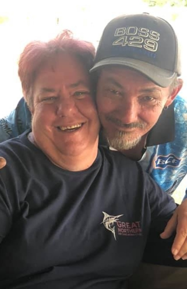 Tam Dixon Frewin with her husband Ian Frewin. Clermont mother Tam Dixon Frewin lost her life in a head-on collision on the Peak Downs Highway west of Nebo on February 2, 2022. Picture: Facebook