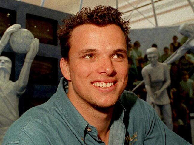 Pic/Cranitch - 08 Sept 1997. Olympian Scott Miller at the opening of "The Olympic Journey" exhibition at Toombul Shopping Centre. alone headshot sport swimming qld 35/N/33730