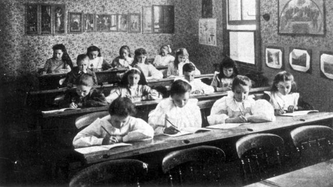 Turn of the century classroom scene at Shirley School and Kindergarten on Sydney’s Edgecliff Road in 1910. Picture: NSW / Education Historical