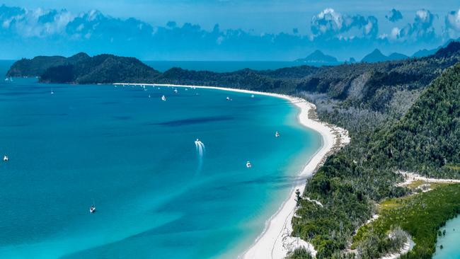 Six people escaped after a seaplane had to make an emergency landing after taking off from Hamilton Island.