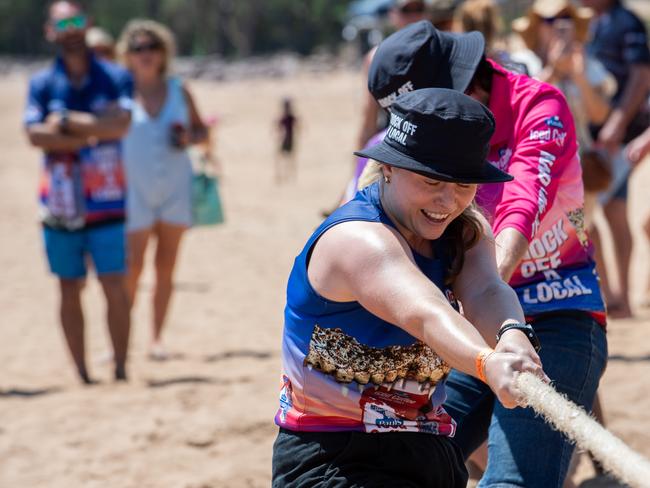 Ladies SlappaÃ•s Thong Throw at the Darwin Beer Can Regatta at Mindil Beach, 2024. Picture: Pema Tamang Pakhrin