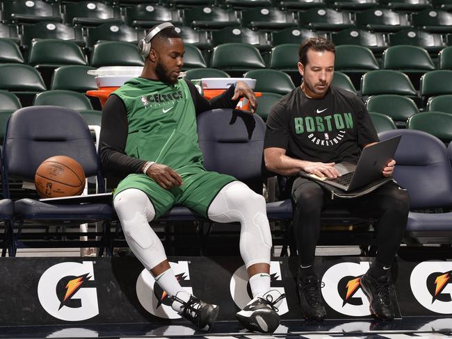 INDIANAPOLIS, IN - DECEMBER 11: Semi Ojeleye #37 of the Boston Celtics watches film with Assistant Coach Scott Morrison of the Boston Celtics before the game against the Indiana Pacers on December 11, 2019 at Bankers Life Fieldhouse in Indianapolis, Indiana. NOTE TO USER: User expressly acknowledges and agrees that, by downloading and or using this Photograph, user is consenting to the terms and conditions of the Getty Images License Agreement. Mandatory Copyright Notice: Copyright 2019 NBAE (Photo by David Dow/NBAE via Getty Images)