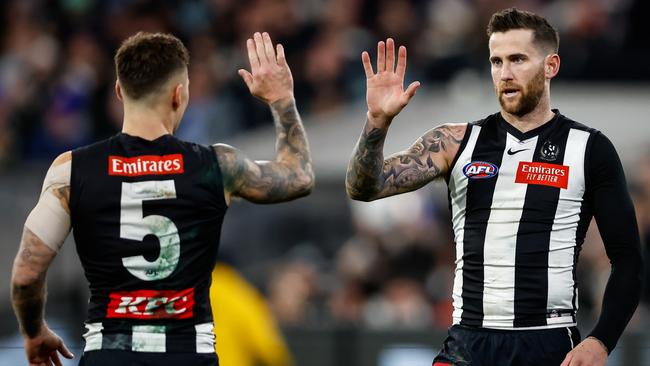 MELBOURNE, AUSTRALIA - JULY 28: Jeremy Howe of the Magpies celebrates a goal during the 2023 AFL Round 20 match between the Collingwood Magpies and the Carlton Blues at The Melbourne Cricket Ground on July 28, 2023 in Melbourne, Australia. (Photo by Dylan Burns/AFL Photos via Getty Images)