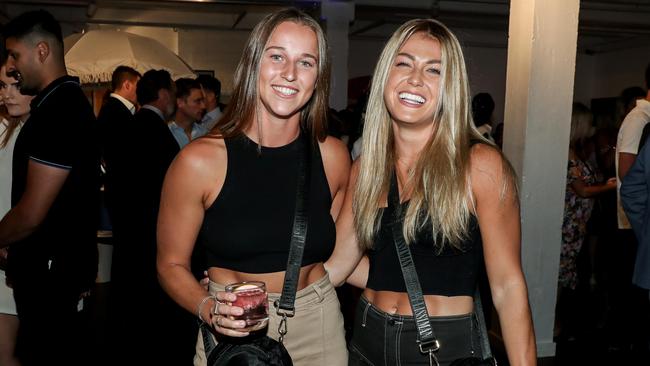 Collingwood AFLW players Ruby Schleicher and Sarah Rowe. Picture: Supplied