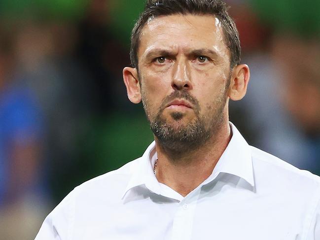 MELBOURNE, AUSTRALIA - JANUARY 25: Coach Tony Popovic of the Glory looks on during the round 16 A-League match between Melbourne City and the Perth Glory at AAMI Park on January 25, 2020 in Melbourne, Australia. (Photo by Daniel Pockett/Getty Images)