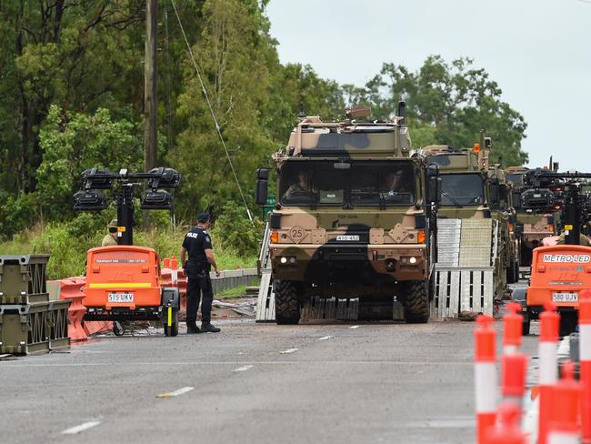 The temporary Ollera Creek bridge has opened on the Brice Highway. Picture: NewsWire / Scott Radford-Chisholm