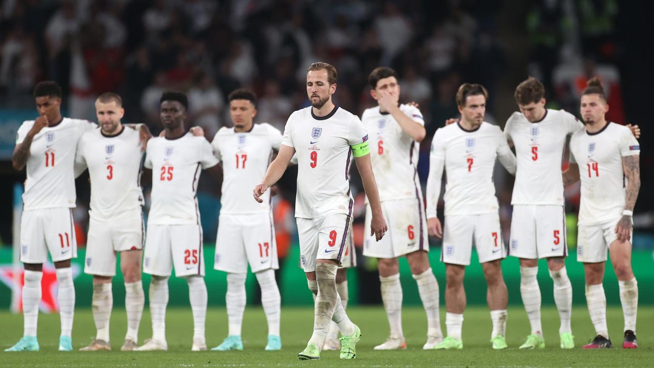 LONDON, ENGLAND - JULY 11: Harry Kane of England walks to take his penalty during a penalty shoot out during the UEFA Euro 2020 Championship Final between Italy and England at Wembley Stadium on July 11, 2021 in London, England. (Photo by Carl Recine - Pool/Getty Images)