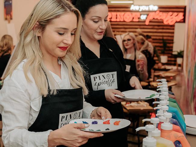 Pinot and Picasso have planned Taylor Swift themed painting sessions across the country. Picture: Supplied.