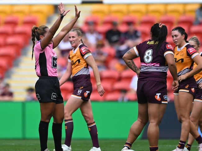 BRISBANE, AUSTRALIA - JULY 27: Annetta-Claudia Nu'uausala of the Broncos is sent off during the round one NRLW match between Brisbane Broncos and Parramatta Eels at Suncorp Stadium on July 27, 2024 in Brisbane, Australia. (Photo by Albert Perez/Getty Images)