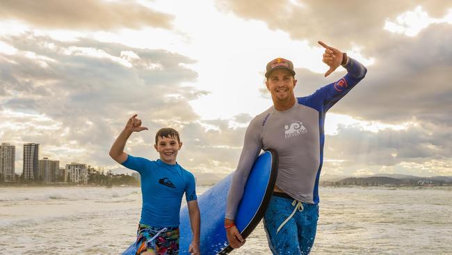 JHawaiian pro surfer Jamie O’Brien (right) pictured with Joel Blackwell.