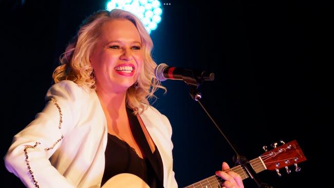 Beccy Cole is ready to hit the road.