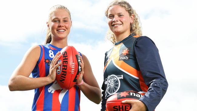 Top two AFLW draft picks Charlie Rowbottom (Oakleigh) and Georgie Prespakis (Calder).