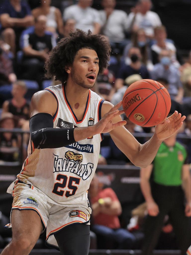 Basketball: New Zealand Breakers fall to Adelaide 36ers after second-half  collapse - NZ Herald