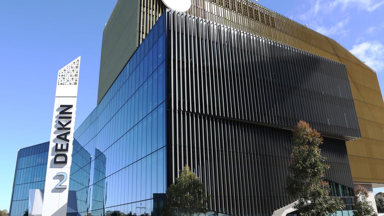 ‘Unacceptable overlap’: Deakin law students hit out at marking fiasco