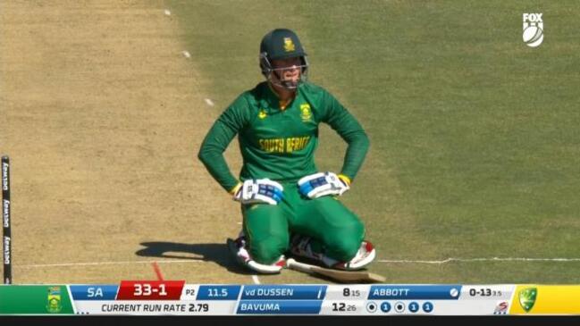 Bizarre Rassie van der Dussen run out causes Bavuma mix up