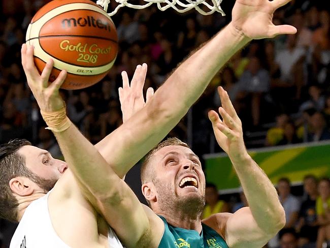 CAIRNS, AUSTRALIA - APRIL 07:  Jesse Wagstaff of Australia drives to the basket during the Preliminary Basketball round match between Australia and New Zealand on day three of the Gold Coast 2018 Commonwealth Games at Cairns Convention Centre on April 7, 2018 in Cairns, Australia.  (Photo by Bradley Kanaris/Getty Images)