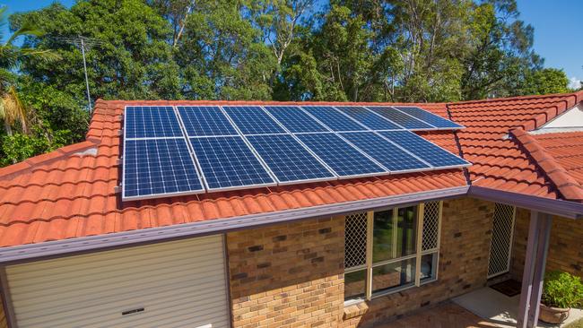 Solar power in Queensland now outpacing state’s biggest power station ...