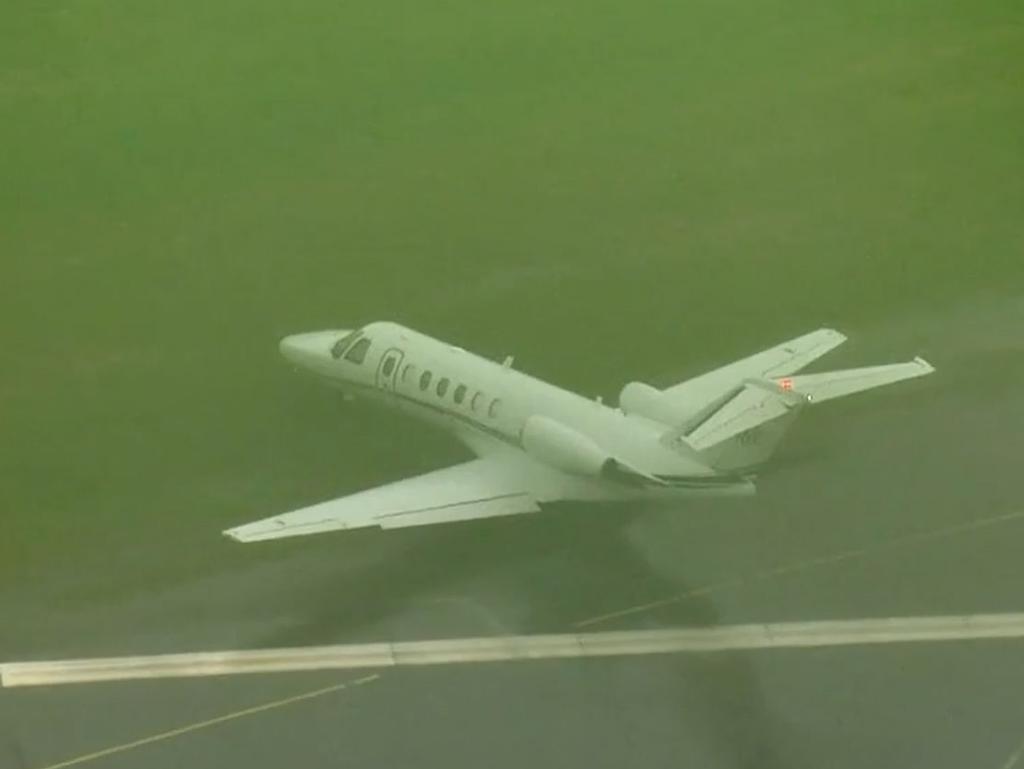 The plane veered sideways while preparing to take off. Image: Channel Nine