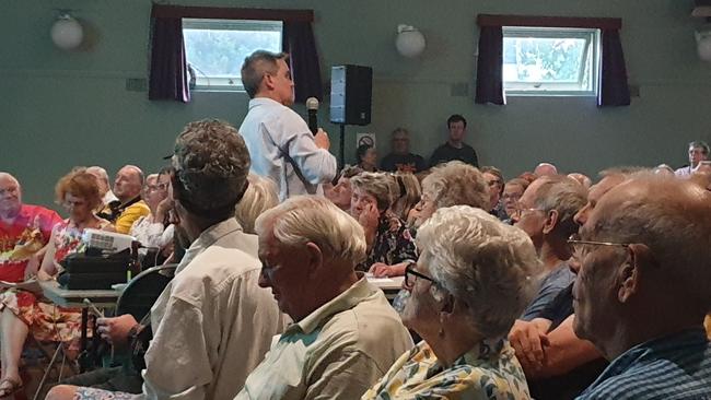 Blackheath Highway Action Group (BAG) chair Michael Paag addresses the community on the State Government's Great Western Highway Program and how it will impact them.