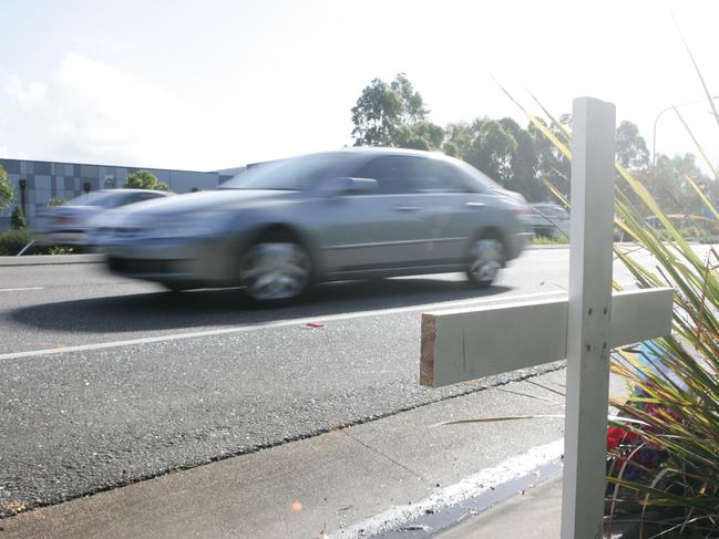 Central Coast Extra. The Crash scene on Wyong road , Tuggerah  where Leah White 17 , died on Wednesday . She was the passenger in a car .