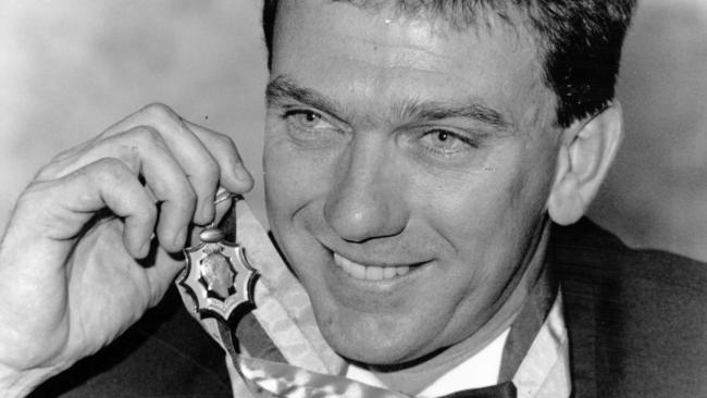 South Adelaide footballer and Magarey Medal winner Mark Naley at medal count dinner 16 Sep 1991. (Pic by staff photographer Neon Martin)