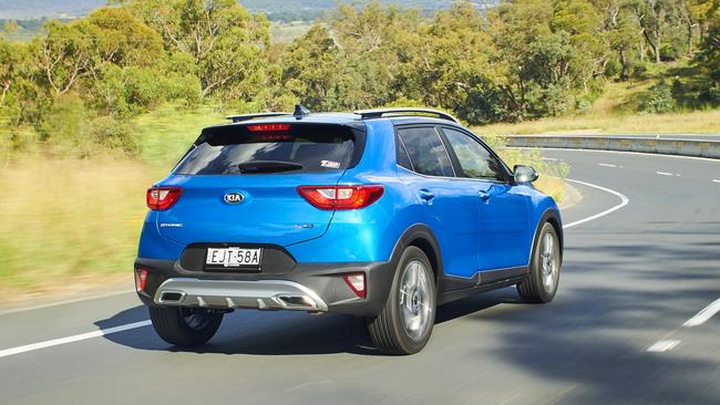 Kia took advantage of a loophole to have a four year old safety rating applied to the Stonic.