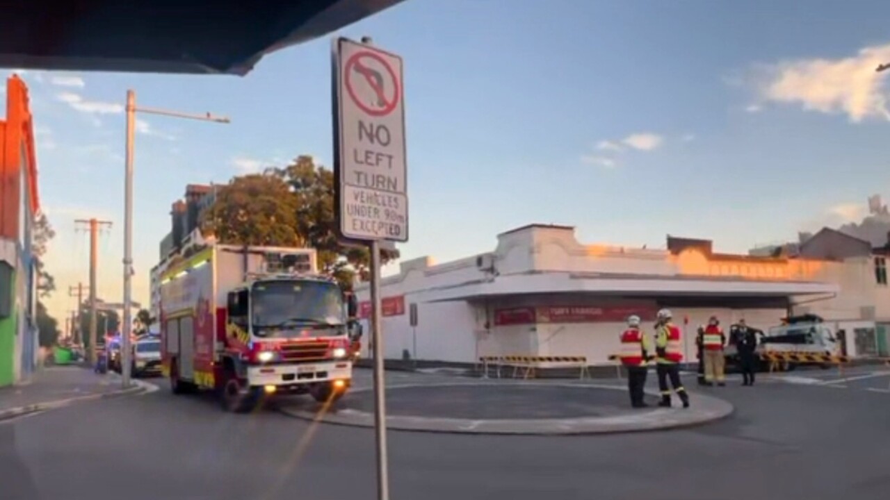 Smoke haze hanging over parts of Sydney triggers air quality alerts as ...