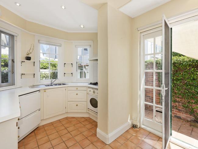 Mrs Hunt allowed homeless women to shelter in her Manly townhouse.