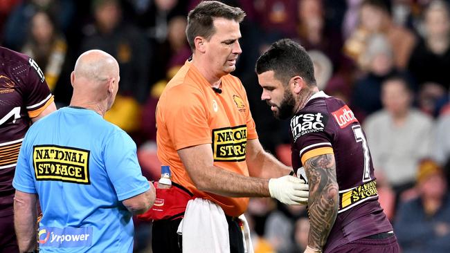 Adam Reynolds left the field with a rib injury in the second half. Picture: Bradley Kanaris/Getty Images