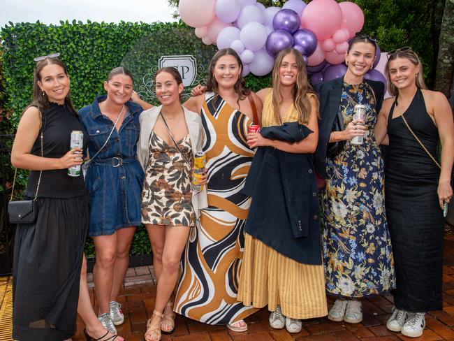 (From left) Jemima Brady, Sophie Coleman, Charlotte Nott, Keali Bullen, Josie Bryon and Josie Harm. Weetwood Raceday at Toowoomba Turf Club. Saturday, September 28, 2024. Picture: Nev Madsen.