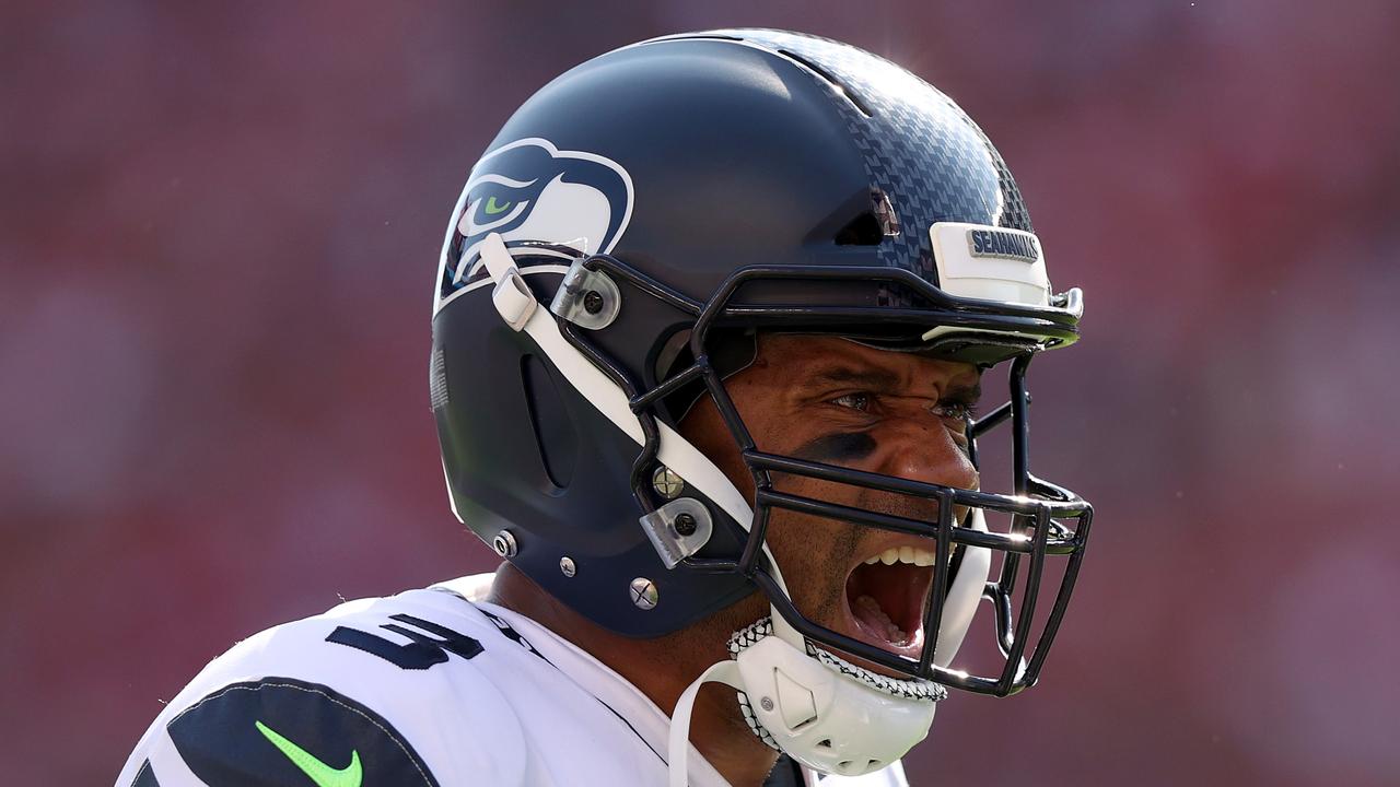 Seahawks make Russell Wilson highest-paid player in NFL