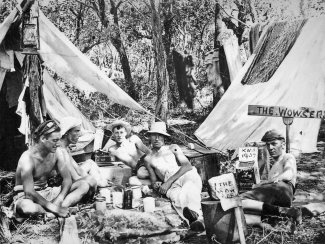 The Wowsers camp at Freshwater at Christmas 1907. Photo Northern Beaches Library