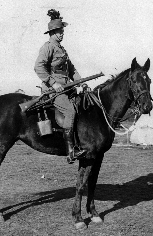 Lieutenant Guy Haydon and horse Midnight, who charged the Turkish guns at Beersheba.