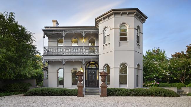 Harcourt Street, Hawthorn East