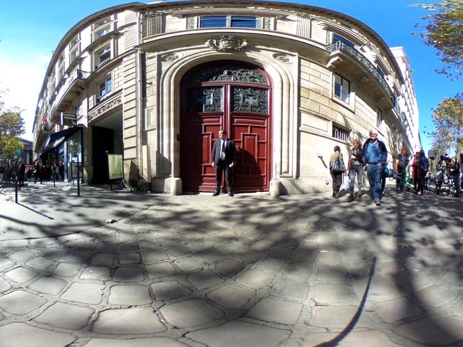 Press camped outside the front of Kim Kardashian West’s luxury Hotel de Pourtales after the reality star was attacked at gunpoint. Picture: Ming Yeung/Getty Images