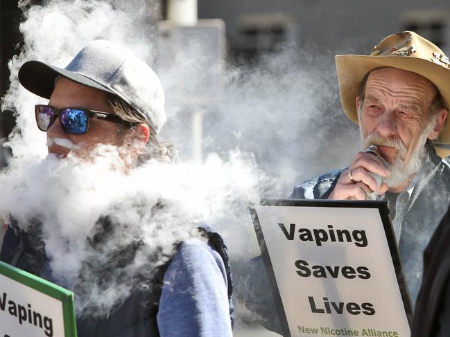 16/8/16 Victoria's vaping (e-cig) community comes together to protest the government's bill that would place e-cigarettes in the same category as normal cigarettes. Aaron Francis/The Australian