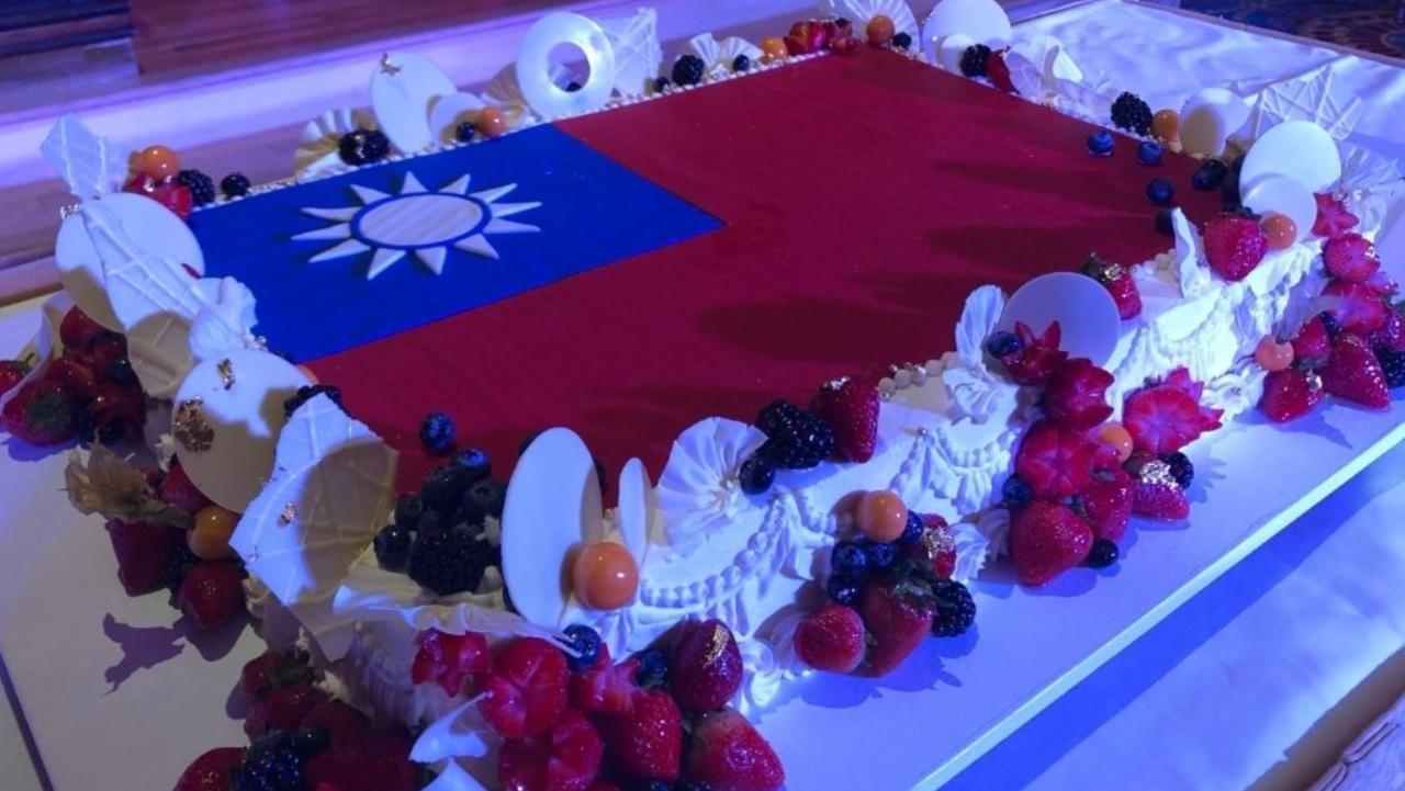 Chinese officials in Fiji were said to be offended by a Taiwan flag cake.