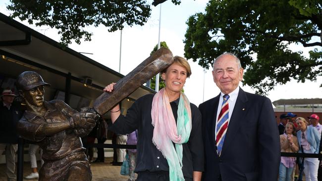 Cricket legend Belinda Clark alongside the Belinda Clark statue outside the SCG. Picture: NCA Newswire/ Gaye Gerard