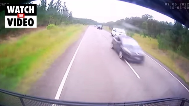 Dashcam footage reveals near miss on Roys Rd