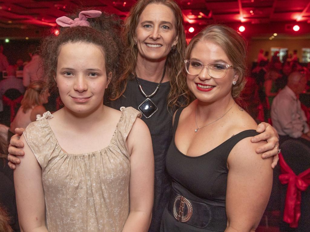 (from left) Maddy Hammond, Nic Knuckey and Bianca Daniel. Sports Darling Downs Sports Stars of the Year dinner. Saturday, February 11, 2023. Picture: Nev Madsen.