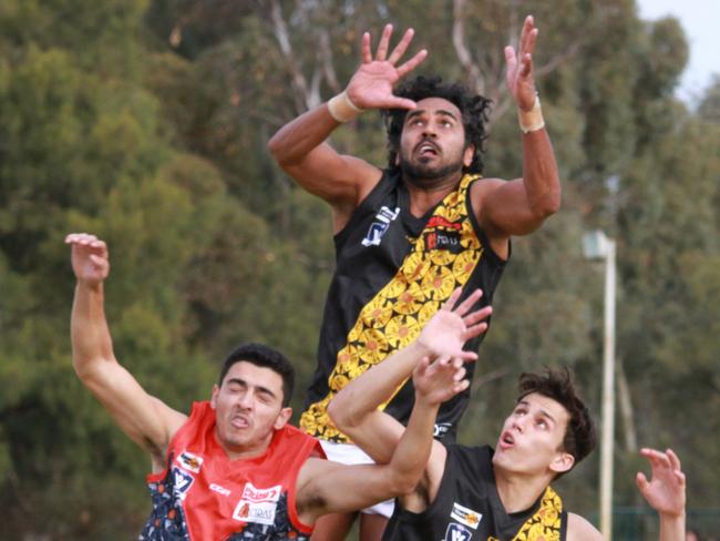 Andrew Lovett flies for a mark for Sunraysia club Red Cliffs last year. Picture: Supplied