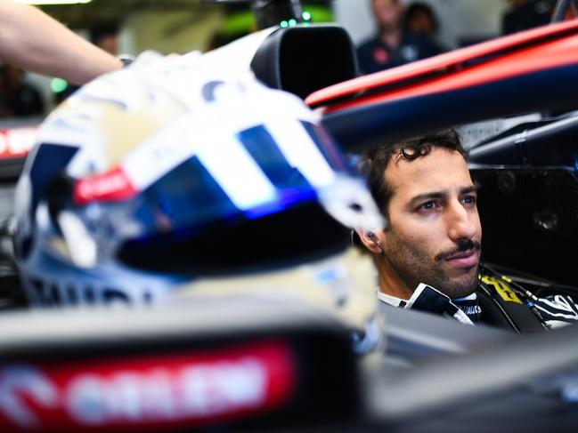 MEXICO CITY, MEXICO - OCTOBER 28: Daniel Ricciardo of Australia and Scuderia AlphaTauri prepares to drive in the garage during qualifying ahead of the F1 Grand Prix of Mexico at Autodromo Hermanos Rodriguez on October 28, 2023 in Mexico City, Mexico. (Photo by Rudy Carezzevoli/Getty Images)