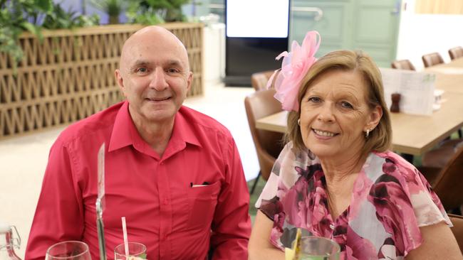 This couple looked great, matching pinks while clinking Champagne at Kelly’s Bar and Kitchen.