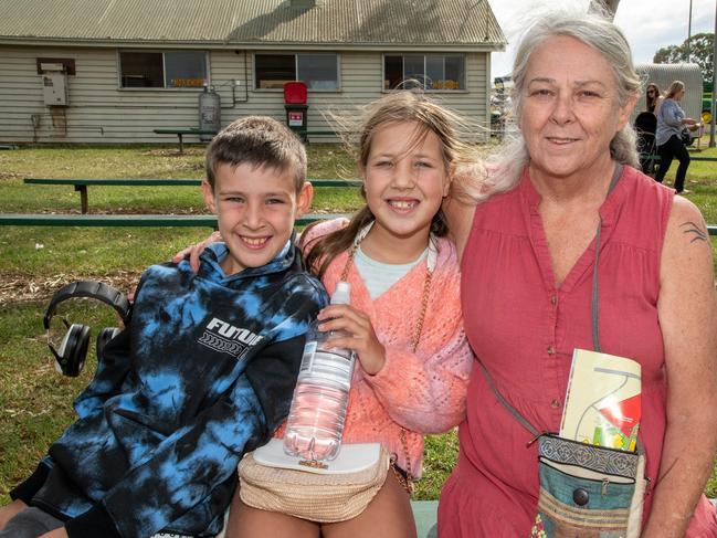 Levi and Ava Hart with their grand mother, Bronnie McDonald.Heritage Bank Toowoomba Royal Show.Saturday April 20th, 2024 Picture: Bev Lacey