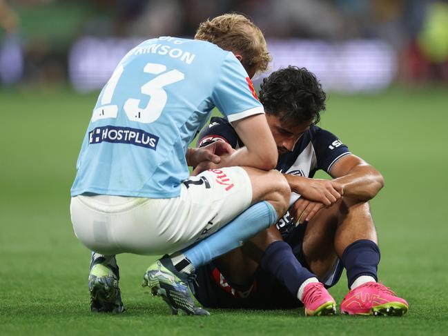 MELBOURNE, AUSTRALIA - FEBRUARY 22: Nathaniel Atkinson of Melbourne City and Daniel Arzani of the Victory react on the final whistle after a drawn game during the round 20 A-League Men match between Melbourne Victory and Melbourne City at AAMI Park, on February 22, 2025, in Melbourne, Australia. (Photo by Daniel Pockett/Getty Images)