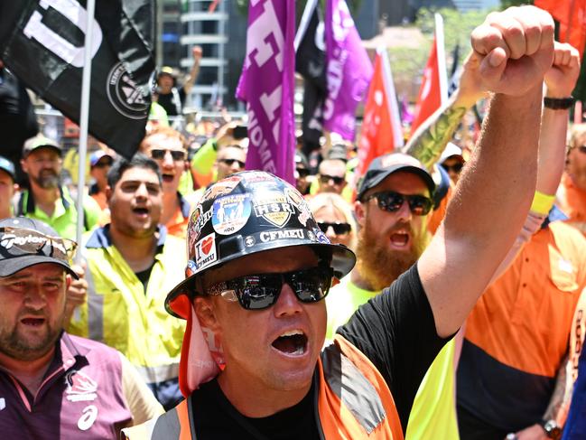 Construction workers take part in a CFMEU union rally outside Parliament House in Brisbane. Picture: Dan Peled / NCA NewsWire